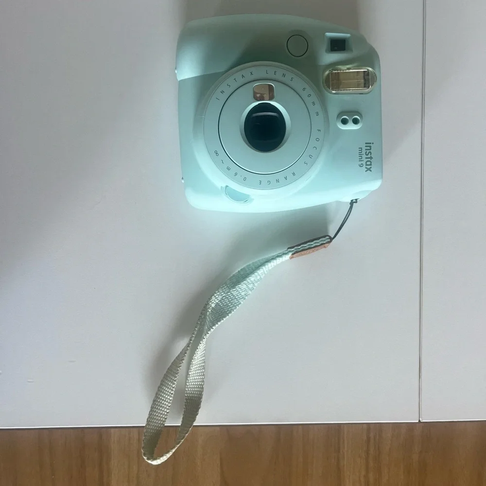 Fujifilm Instacart Mini 9 Camera